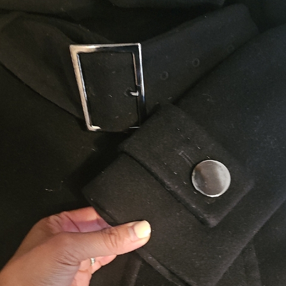 Aritzia Black Double-Breasted Trench Coat - Picture 6 of 6